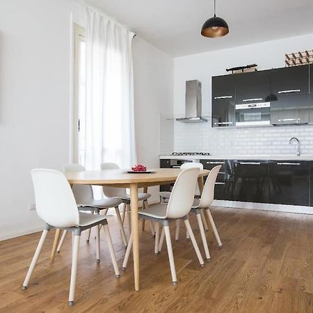 My Trastevere Three Bedroom View Apartment -Top Collection Рим Екстериор снимка