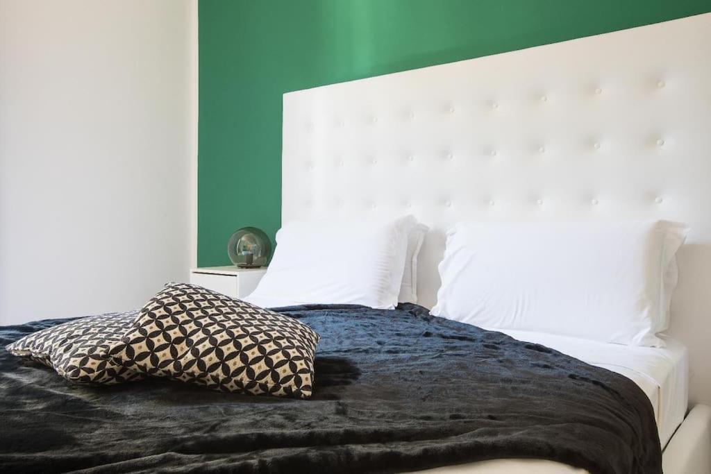 My Trastevere Three Bedroom View Apartment -Top Collection Рим Екстериор снимка